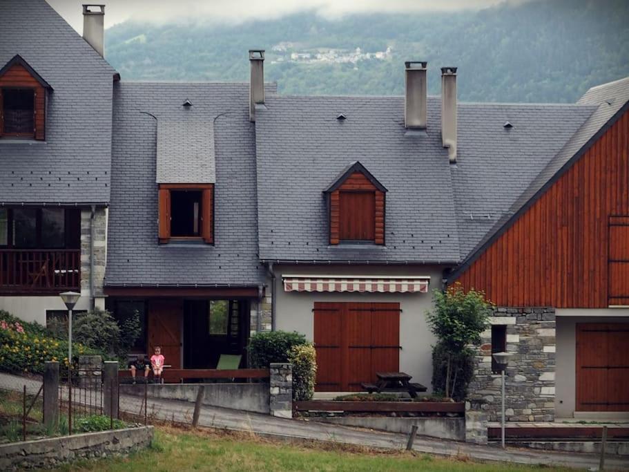 Chalet De Charme A Saint Lary - Vignec Esterno foto
