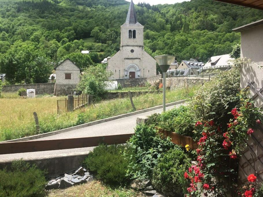 Chalet De Charme A Saint Lary - Vignec Esterno foto